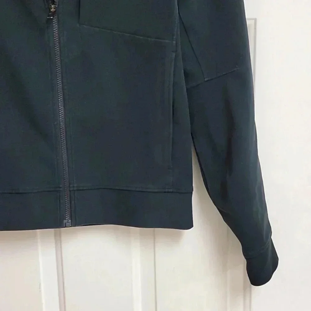 Lululemon Sojourn Jacket